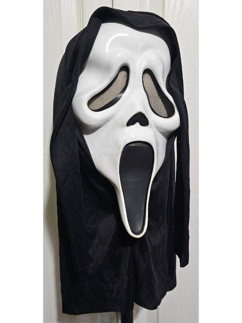 Ghostface Adult Mask Fun World Ghost Face Scream Movie Halloween Killer Hood